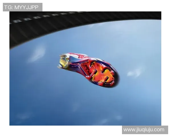 四大足球巨星专属球鞋亮相 揭开赛场外的时尚与科技革新